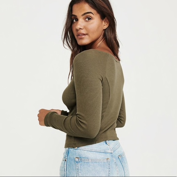 Notch-Neck Ribbed Top - Picture 4 of 4